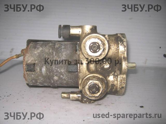 Audi 80/90 [B3] Блок ABS (насос)