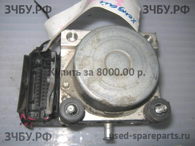 Hyundai i20 (1) Блок ABS (насос)