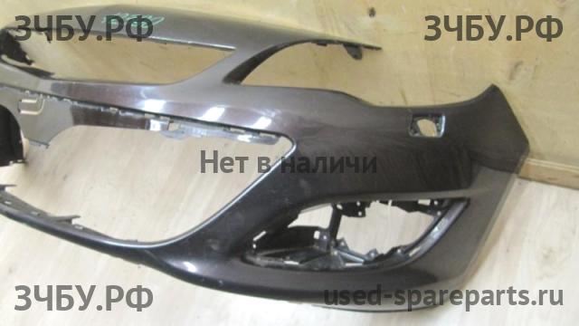 Opel Astra J Бампер передний