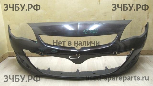 Opel Astra J Бампер передний