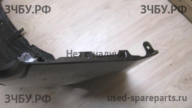 Opel Astra J Бампер передний