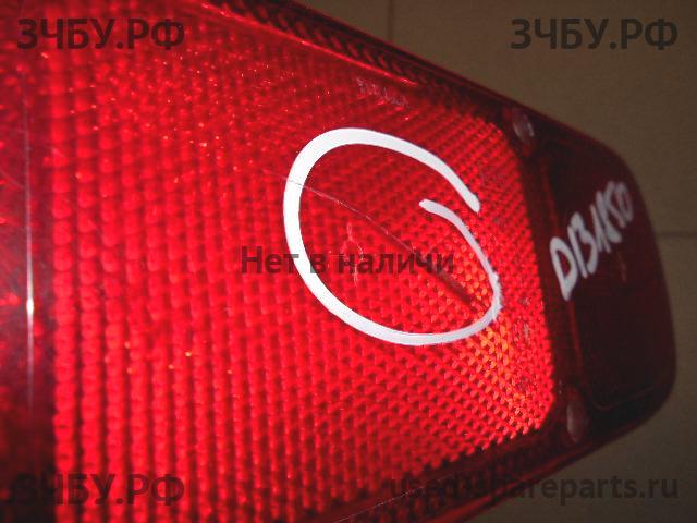 Nissan Terrano 2 (R20) Фонарь задний в бампер левый