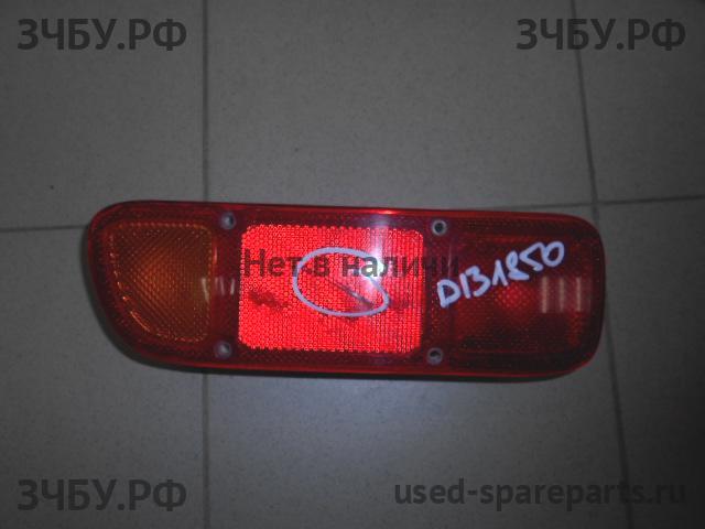 Nissan Terrano 2 (R20) Фонарь задний в бампер левый