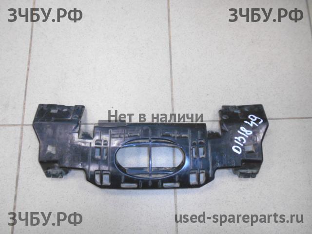 KIA Quoris Решетка радиатора