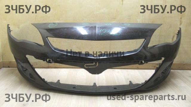 Opel Astra J Бампер передний