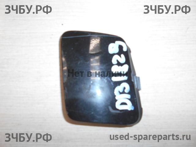 Toyota RAV 4 (3) Заглушка в бампер