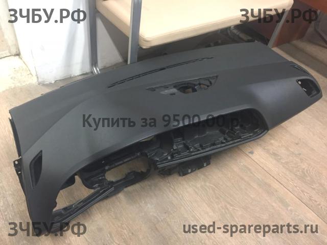 Seat Leon 3 (5F) Торпедо