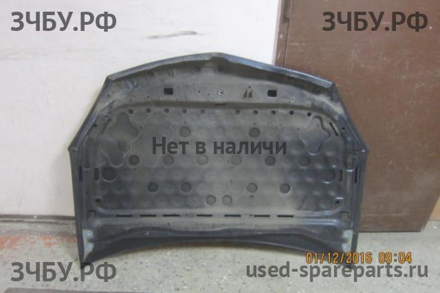 Opel Astra H Капот