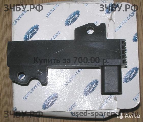 Ford C-MAX 1 Антенна