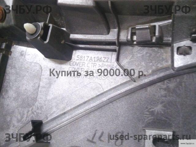 Mitsubishi Outlander 3 Накладка на дверь багажника
