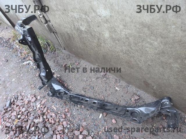 Honda Civic 8 (4D) Панель передняя (телевизор)