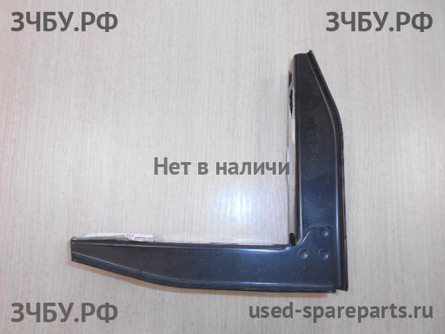 Toyota Land Cruiser 100 Подножка