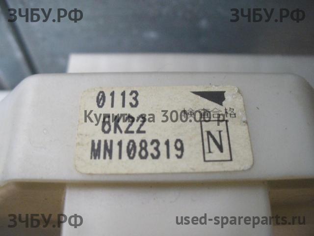 Mitsubishi Colt 6 (Z30) Блок предохранителей (в салон)
