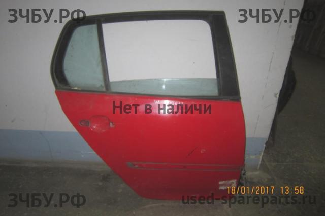 Volkswagen Golf 5 Дверь задняя правая