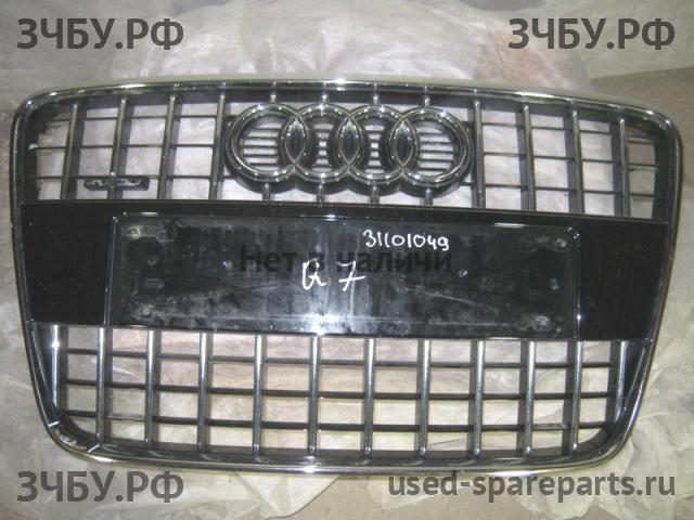 Audi Q7 [4L] Решетка радиатора
