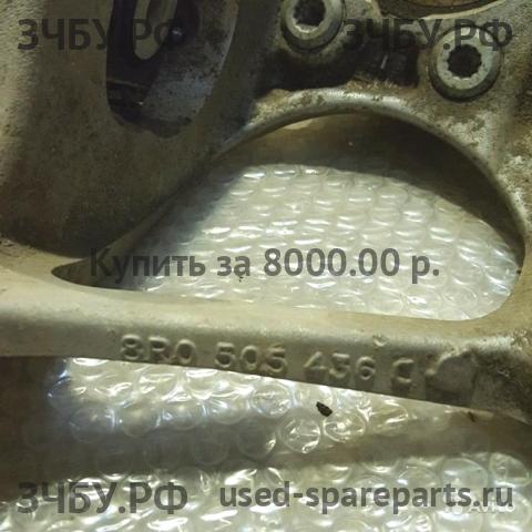 Audi Q5 (1) [8R] Кулак задний правый