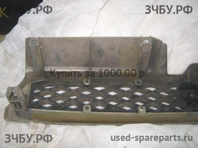 Subaru Legacy 2 (B11) Решетка радиатора