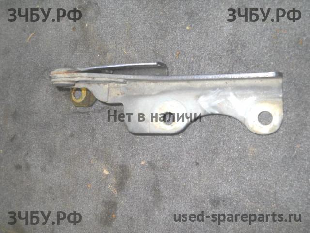 Mitsubishi Galant 8 (EA, EC) Петля капота левая