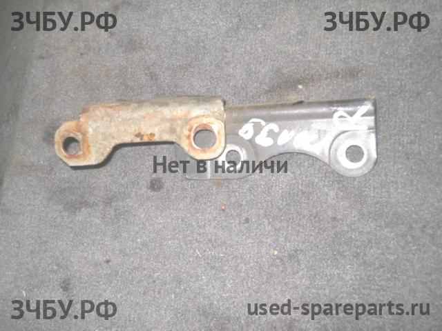 Mitsubishi Galant 8 (EA, EC) Петля капота правая