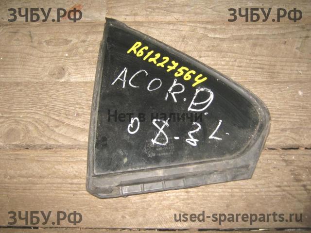 Honda Accord 8 Стекло двери задней левой (форточка)
