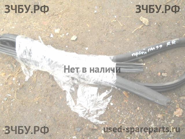 Mitsubishi Galant 8 (EA, EC) Уплотнитель двери