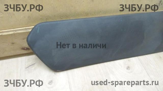 Suzuki SX4 (1) Молдинг двери задней правой