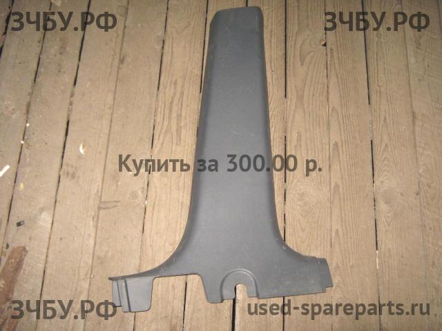 Mitsubishi Colt 6 (Z30) Накладка стойки средней правой