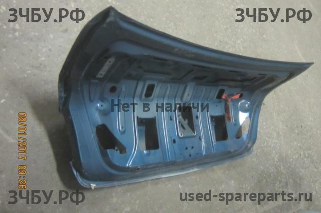 Opel Astra J Крышка багажника