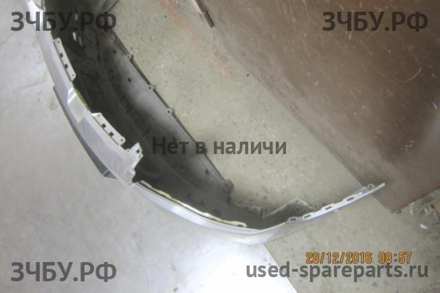 Honda Civic 8 (4D) Бампер передний