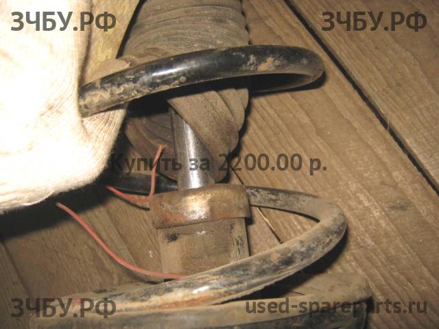 Toyota Corolla (E12) Стойка передняя правая (в сборе)