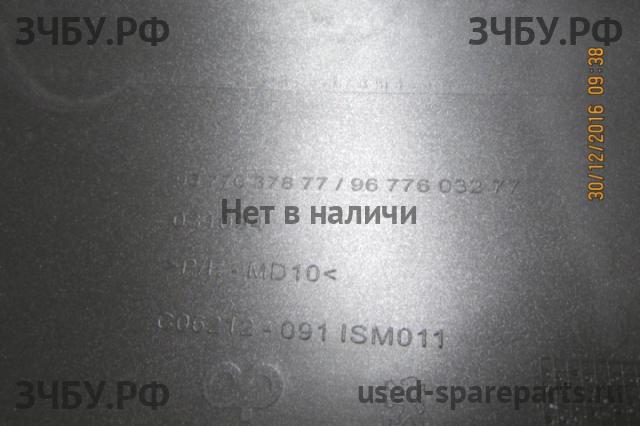 Peugeot Partner 2 (B9) Решетка радиатора