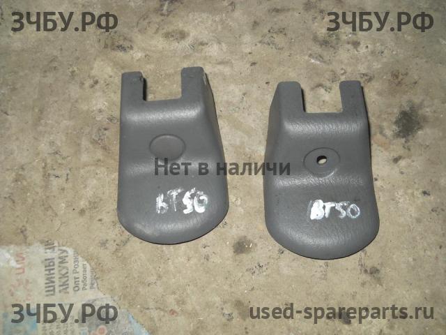 Mazda BT-50 (1) Накладка