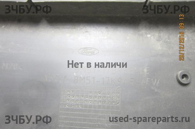 Ford Focus 2 (рестайлинг) Решетка в бампер