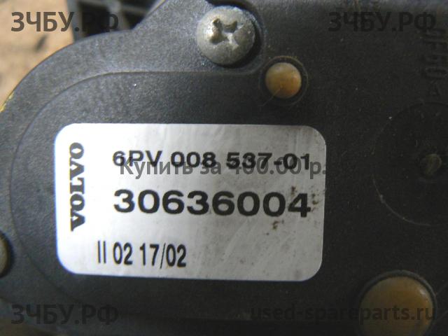 Volvo S60 (1) Педаль газа