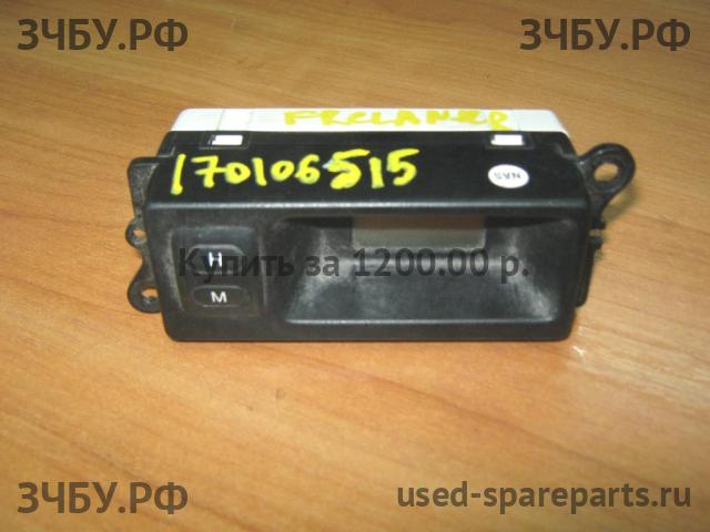 Land Rover Freelander 1 Часы