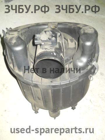 Mazda BT-50 (1) Крышка воздушного фильтра