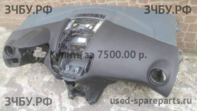 Ford Fiesta 6 Торпедо