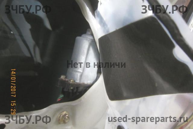 Ford Escape 1 Дверь задняя правая