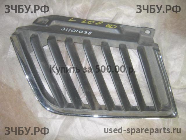 Mitsubishi L200 (4)[KB] Решетка радиатора