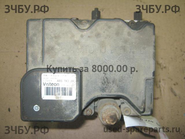 Isuzu NQR 71P Блок ABS (насос)