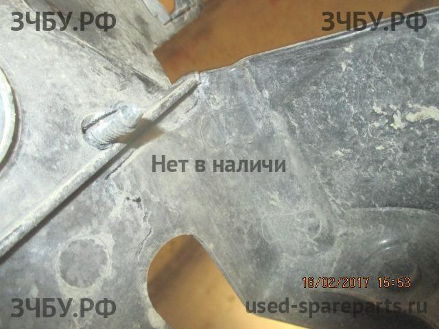 Ford Mondeo 5 Панель передняя (телевизор)