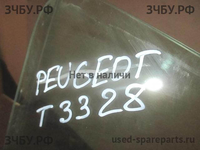 Peugeot 308 Стекло двери передней правой