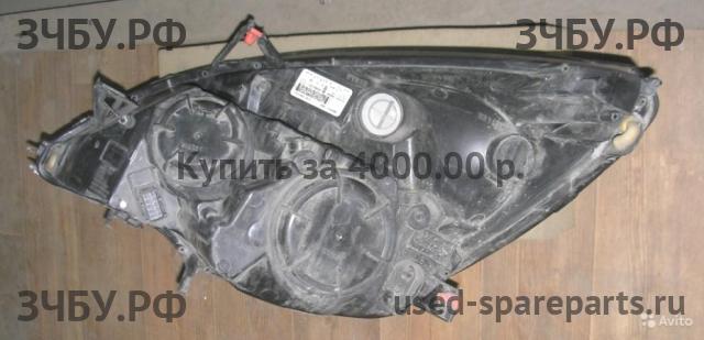 Opel Meriva B Фара правая
