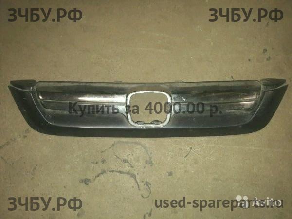 Honda CR-V 3 Решетка радиатора