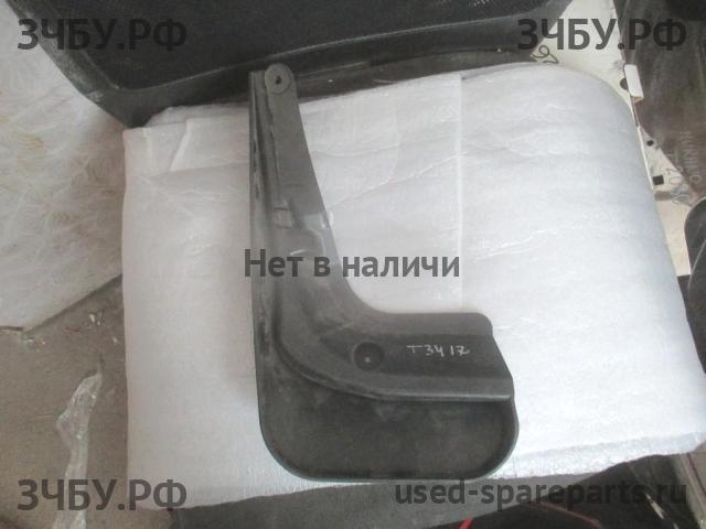 Ford Focus 3 Брызговик задний правый