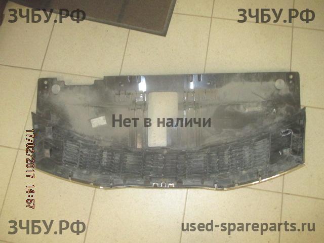 KIA Rio 3 Решетка радиатора
