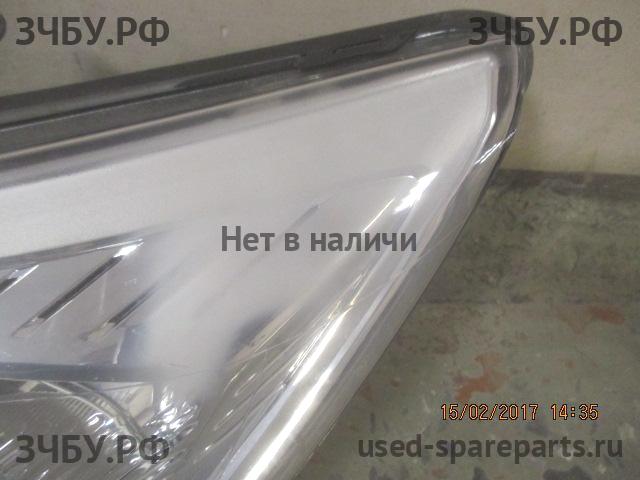 Ford Focus 2 (рестайлинг) Фара левая
