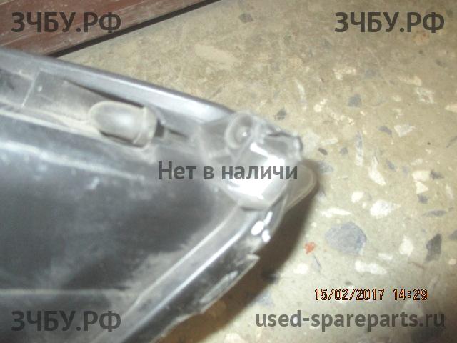 Ford Focus 2 (рестайлинг) Фара левая