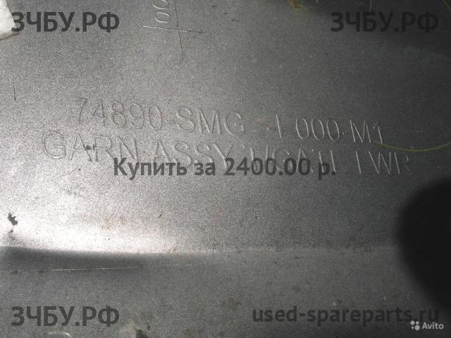 Honda Civic 8 (5D) Накладка на дверь багажника