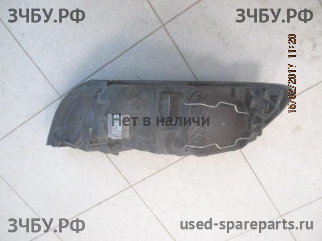 Volvo S40 (3) Фара правая